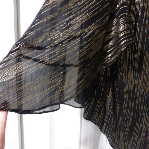 LE CHATEAU black metallic gold flutter sleeve top - Picture 2 of 10